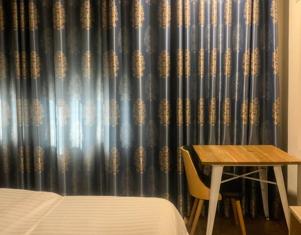 Park Hotel Tirana Yzberishti Extérieur photo
