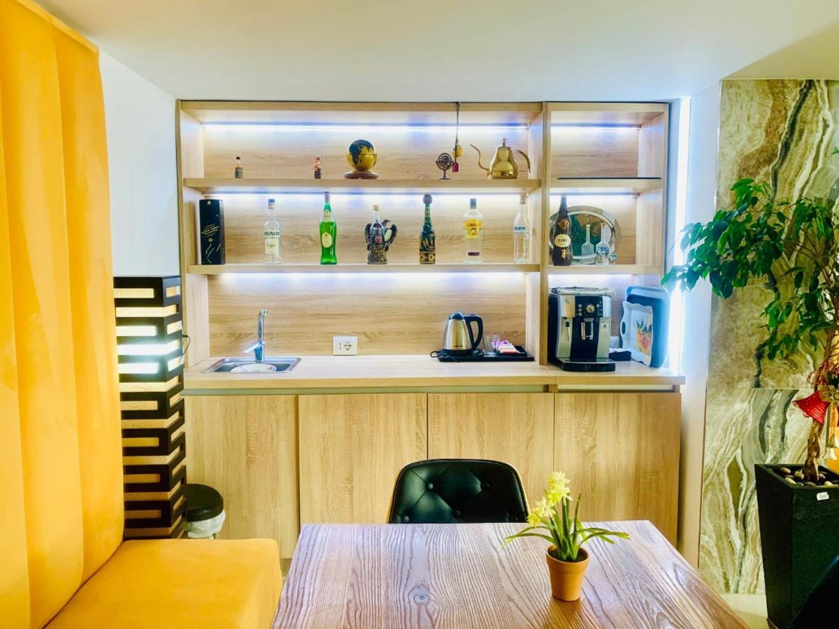 Park Hotel Tirana Yzberishti Extérieur photo