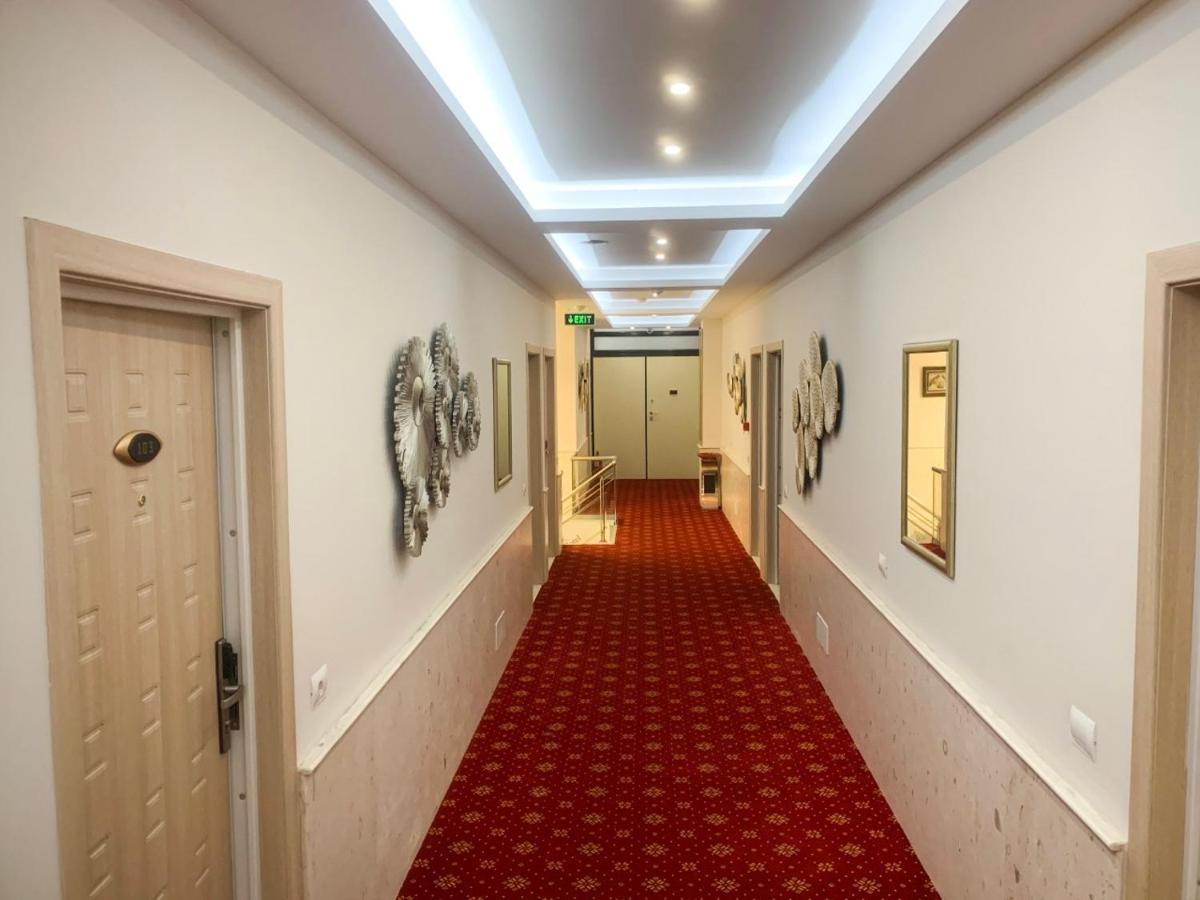 Park Hotel Tirana Yzberishti Extérieur photo