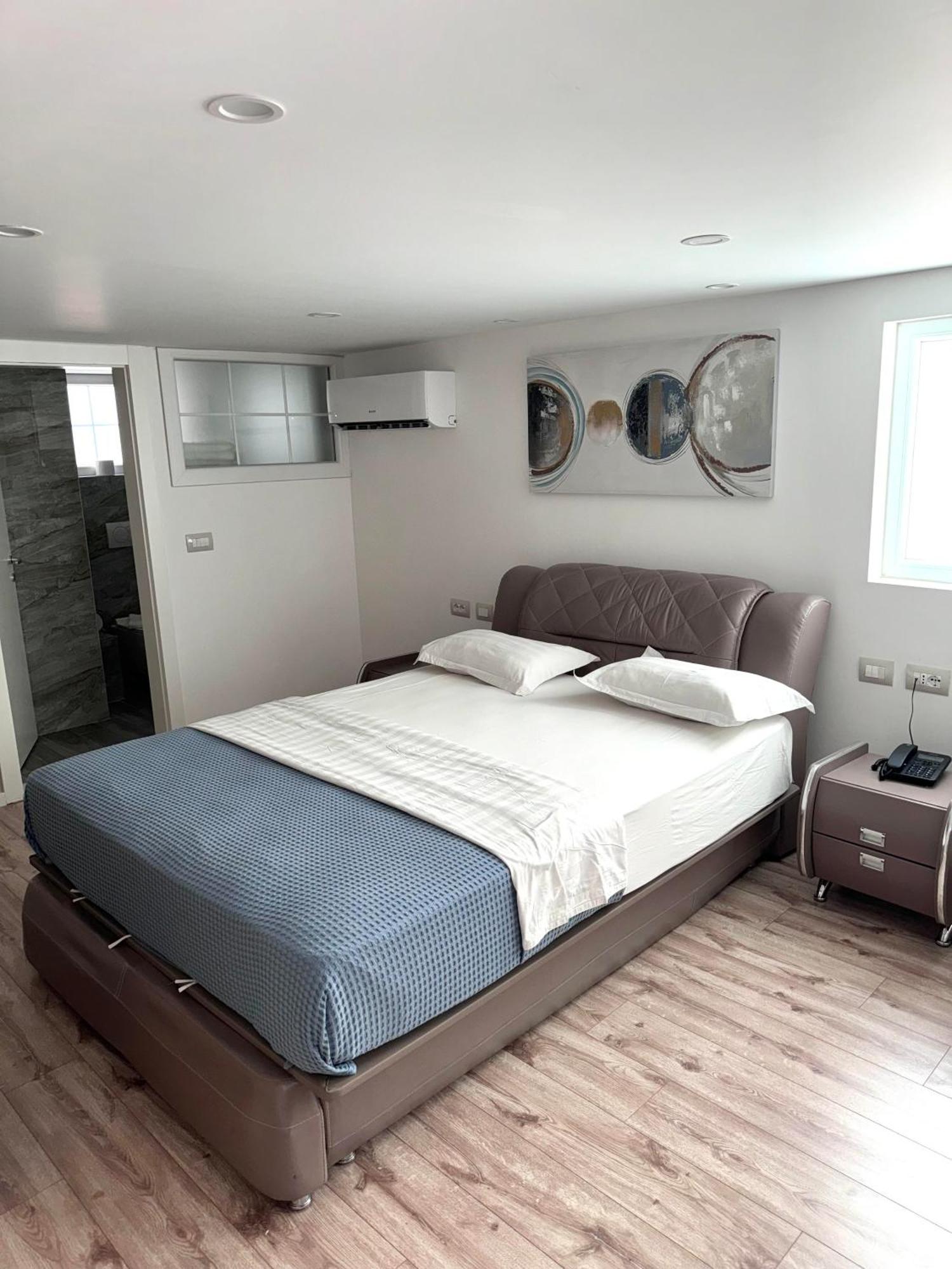 Park Hotel Tirana Yzberishti Extérieur photo