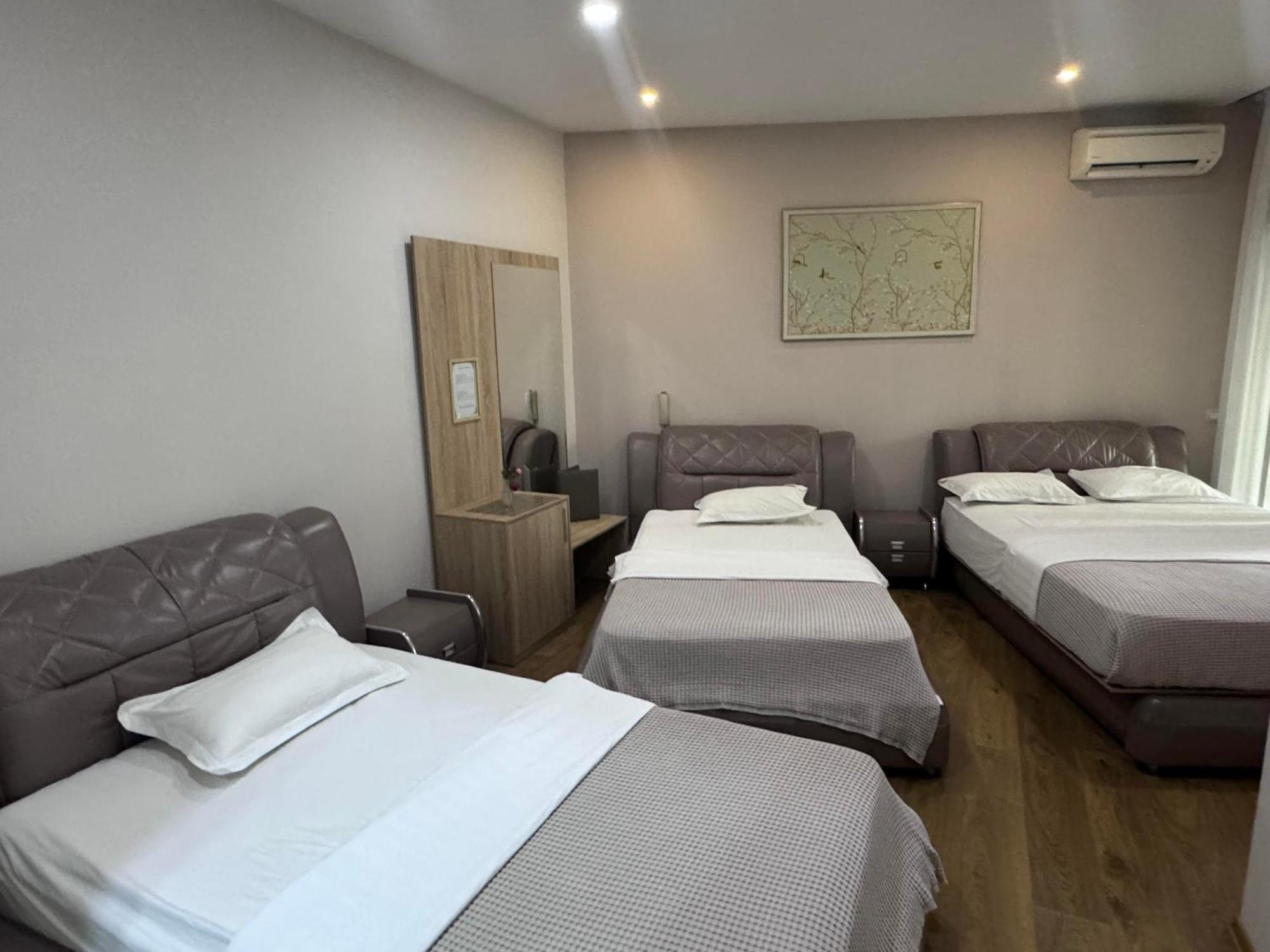Park Hotel Tirana Yzberishti Extérieur photo