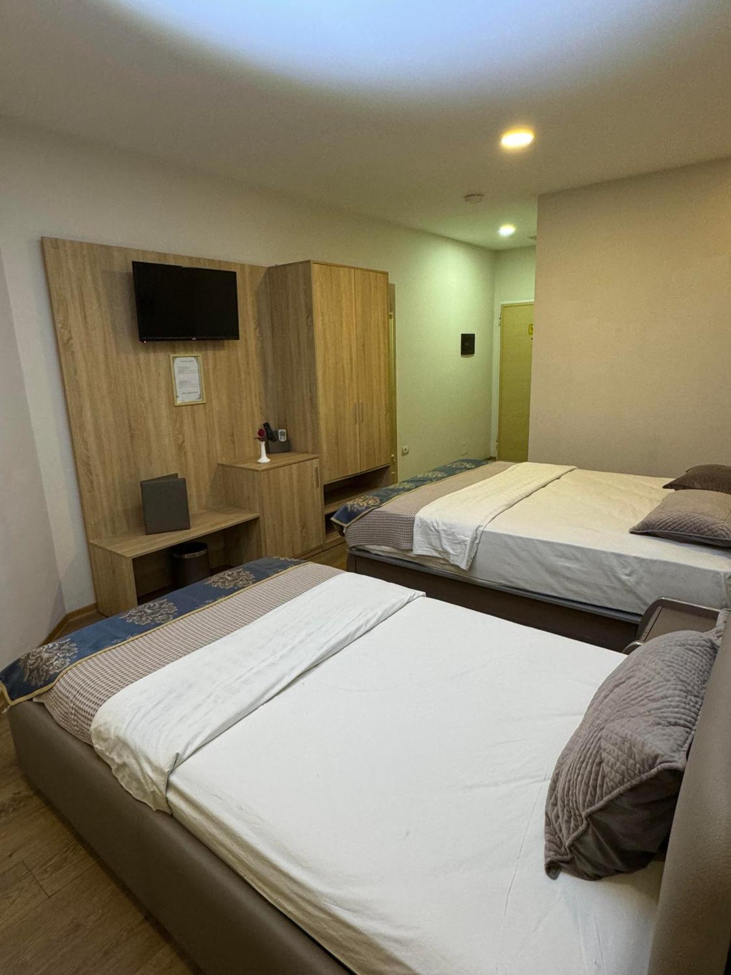 Park Hotel Tirana Yzberishti Extérieur photo